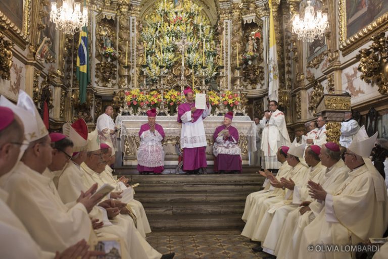 Cerimônia de Posse de Bispo Diocesano de São João Del Rei - D