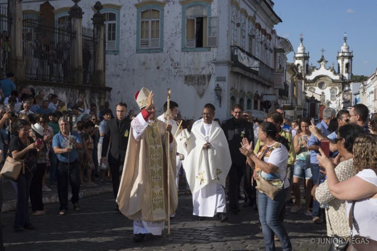 Cerimonia de posse do Bispo Diocesano de São João del rei - Do