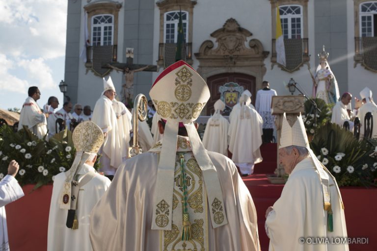 Cerimônia de Posse de Bispo Diocesano de São João Del Rei - D