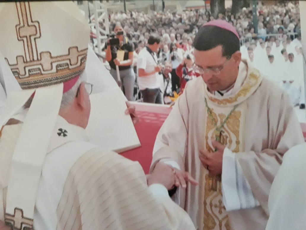 2f106dec-20b7-4087-921f-06b12d9c296d