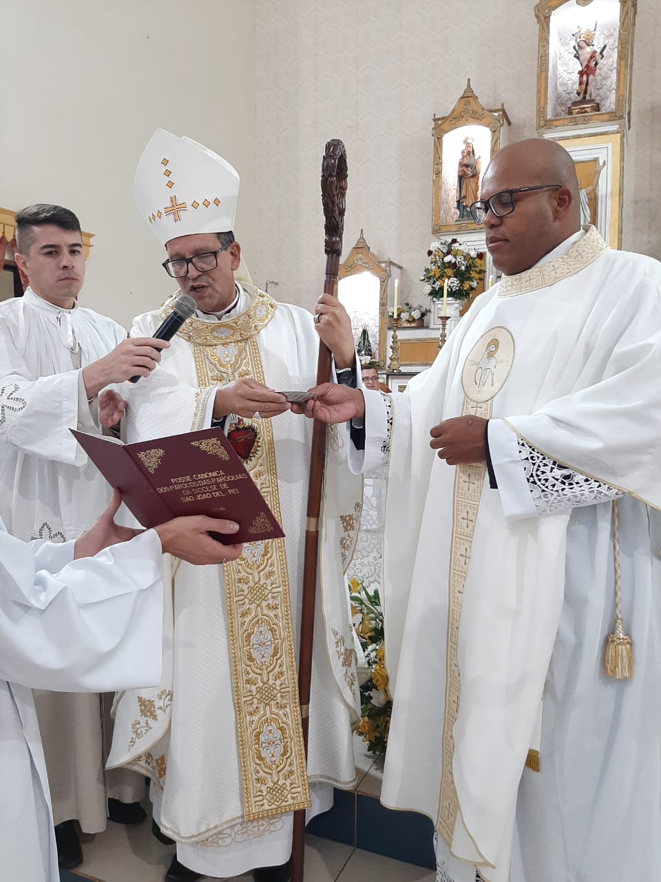 05f4f2d1-64c9-417a-a79b-05fac16d3302