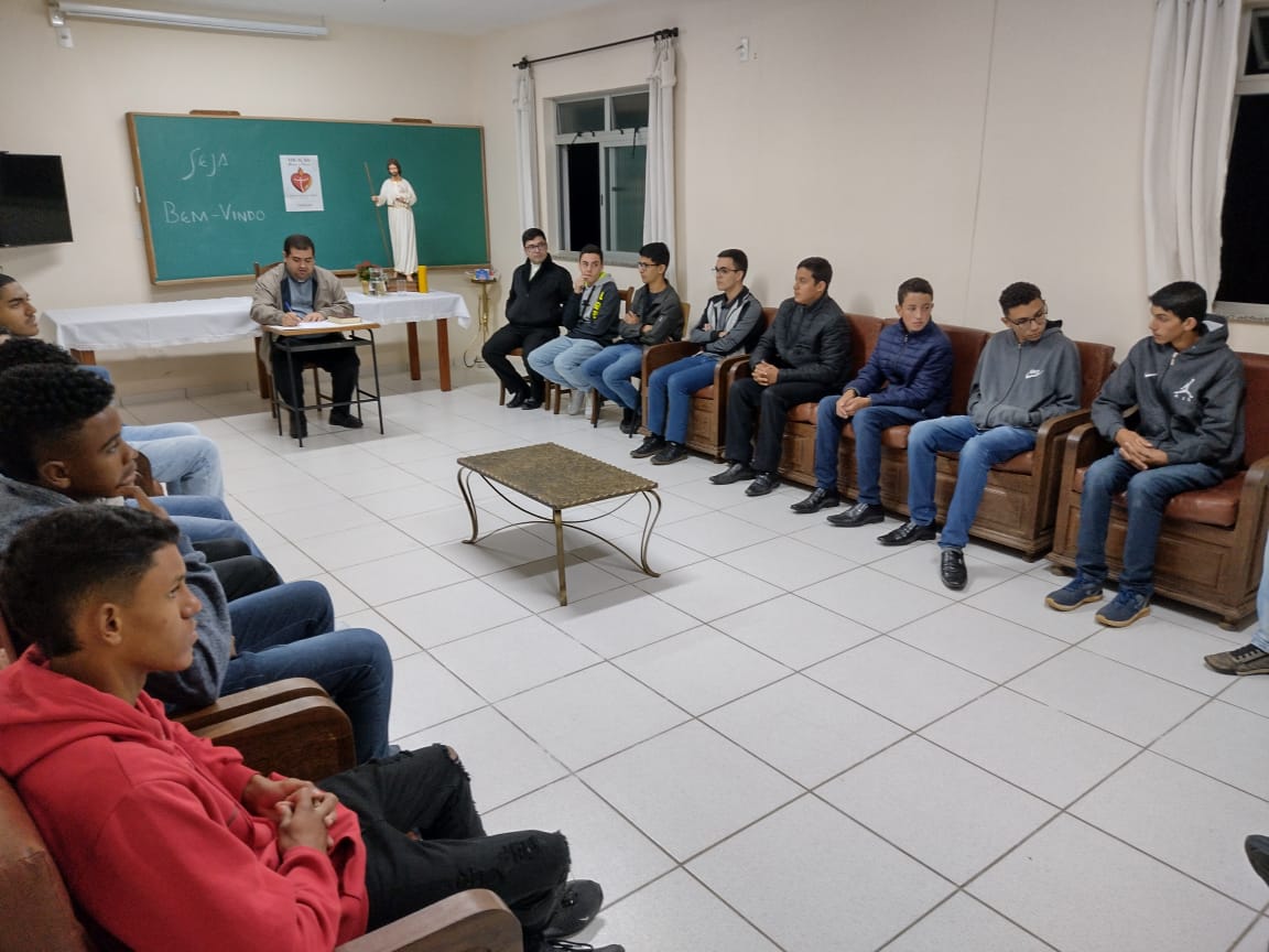 2fac9eaa-2e69-40c1-ab82-6a959be4dc1a