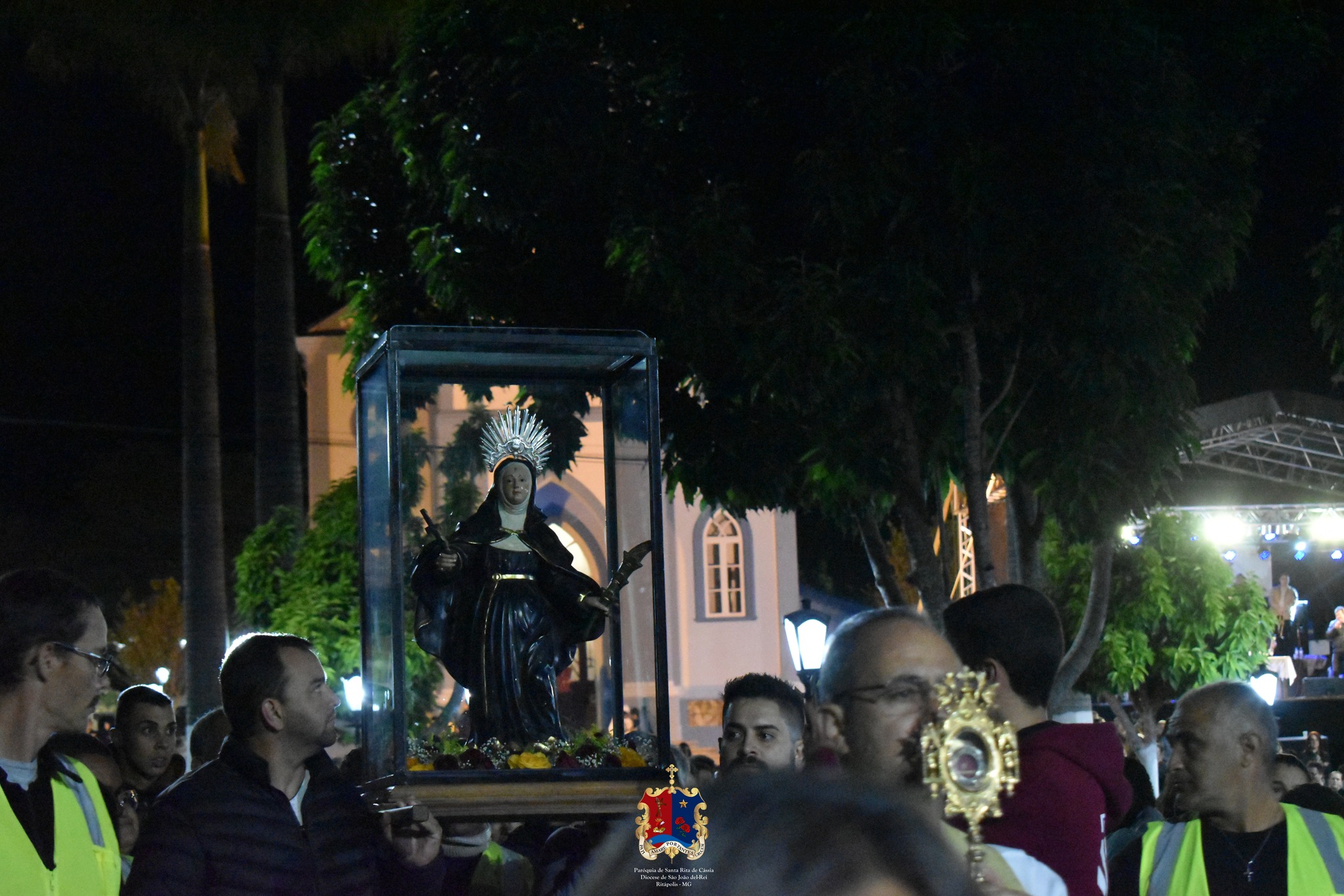 348826434_1209091763087505_7064185247174408712_n