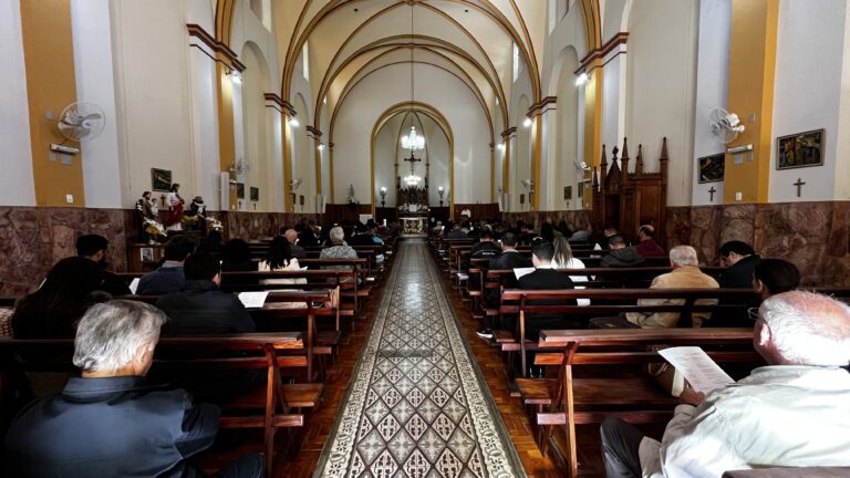 13ED45F4-431F-4DE0-91F6-D490BEAB4F23