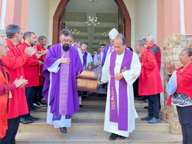 95C28272-0773-4CF0-82A0-8296FE4E8FD3