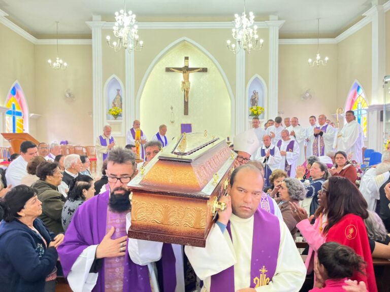 E81883CF-86D0-4E42-89EB-9B78F8D5415A