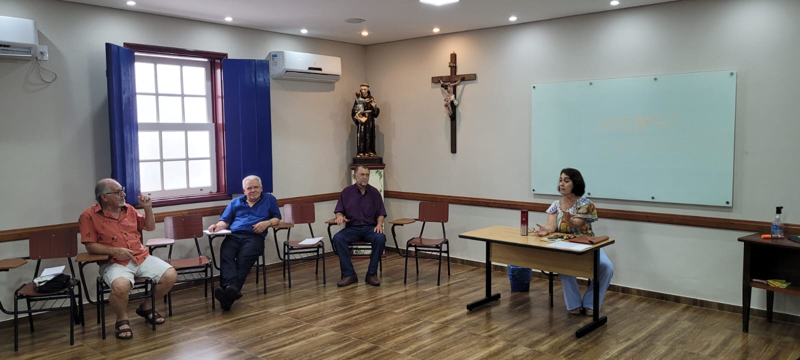 176f2ee4-87c3-4b3b-9642-fb6869a97b06