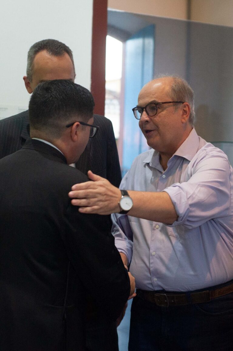 386088806_720140990142356_373602577954972692_n