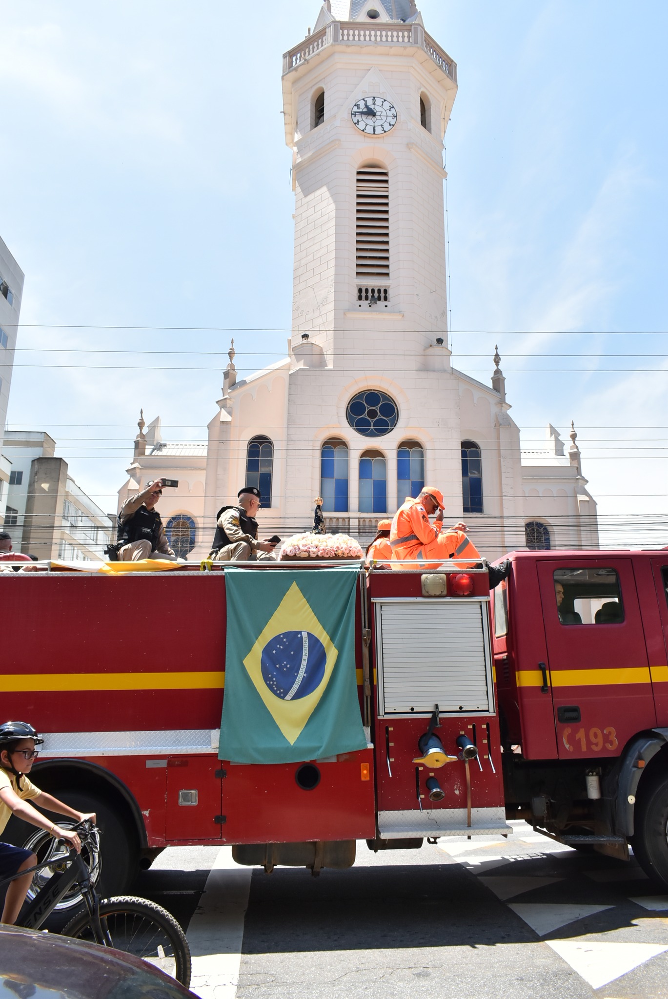 391633019_705386771638924_1456858264873186052_n