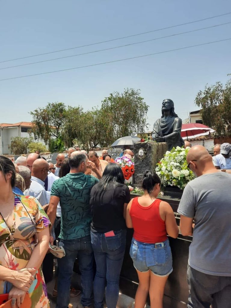 462461464_8590574487695555_8909365299966467395_n