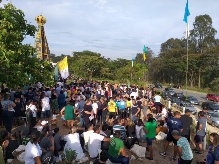 c5716821-28ff-4e09-be77-79484fb4ec39