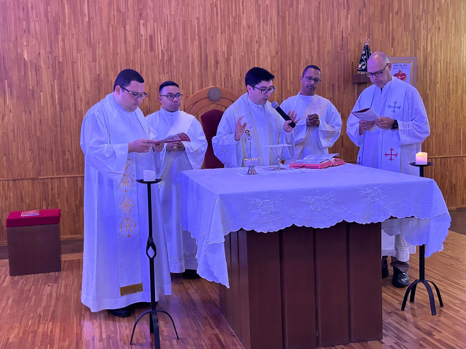 006B87D9-E709-4D93-AB0D-E83B780D3101