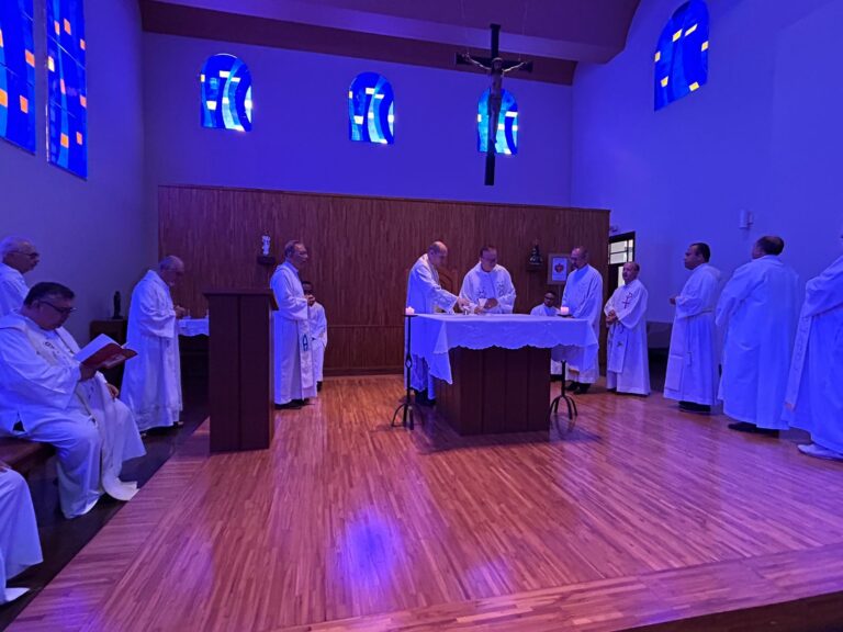 2B42F411-4940-40BB-B985-52DCFAC0FE06