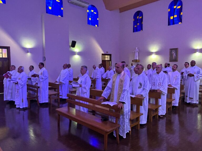 4C93B6C0-CE7A-430D-BE29-8D29E9B14EA7