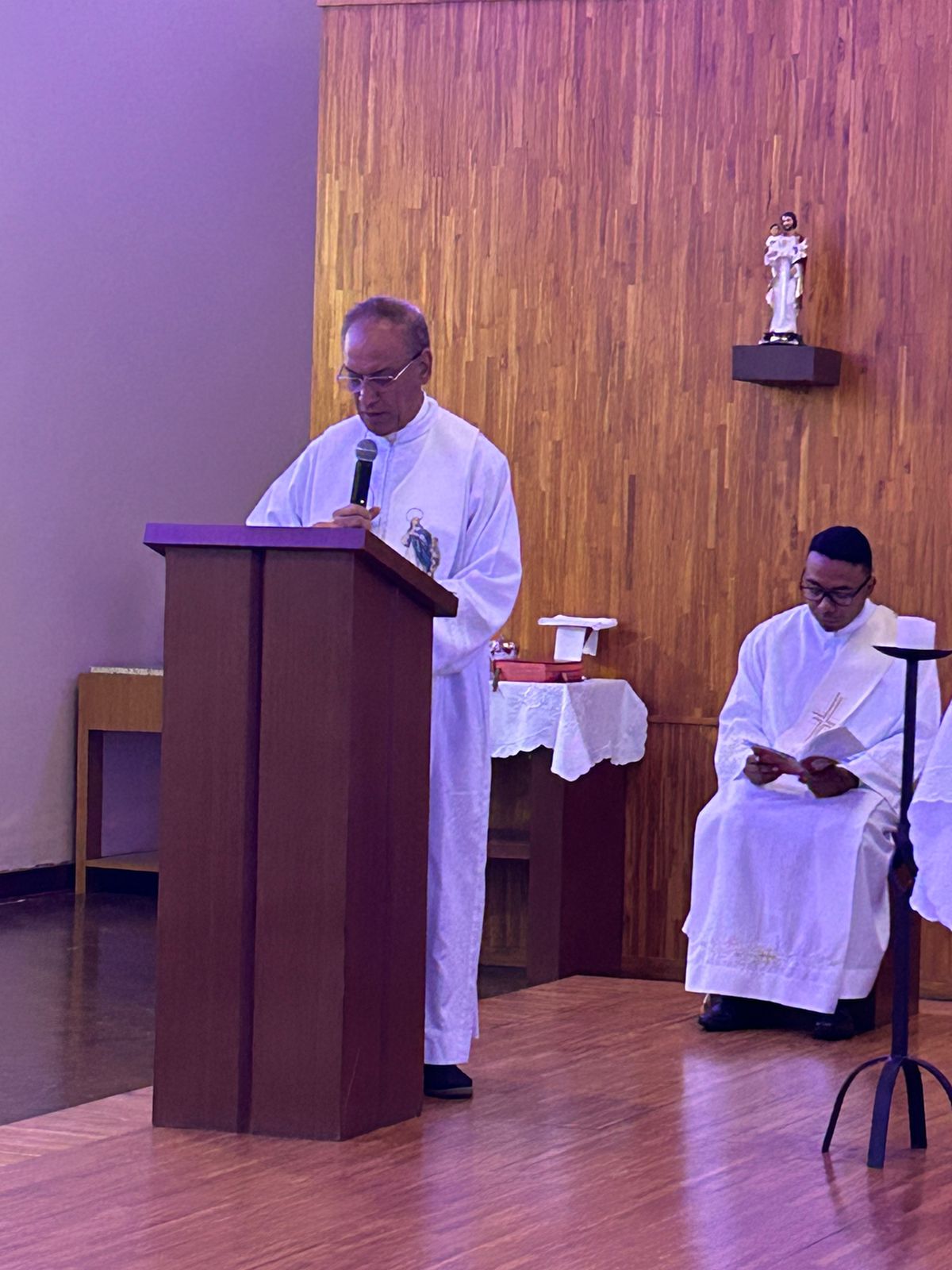 5FA5DC7A-B684-4FDC-8546-7B2953A74E21