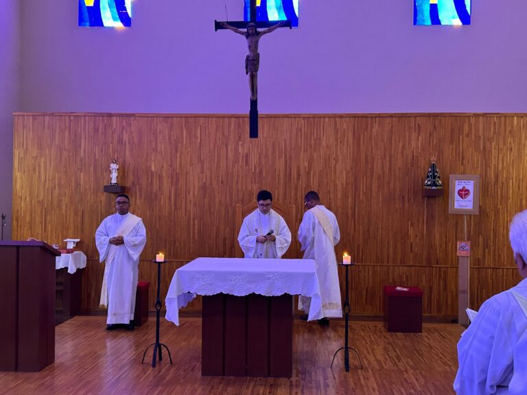 652899DD-91EE-4566-8FA4-001D7DD50FBA