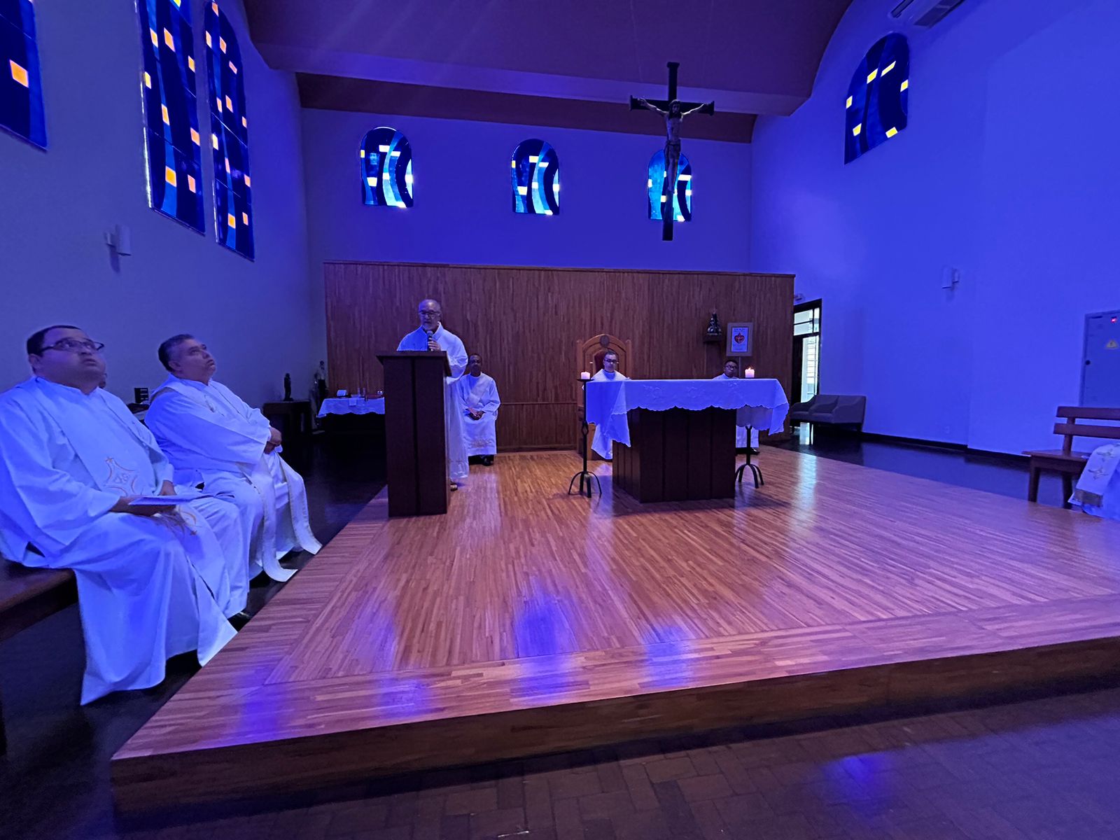 68147901-2AC2-4100-801D-9C1B5B2541E4