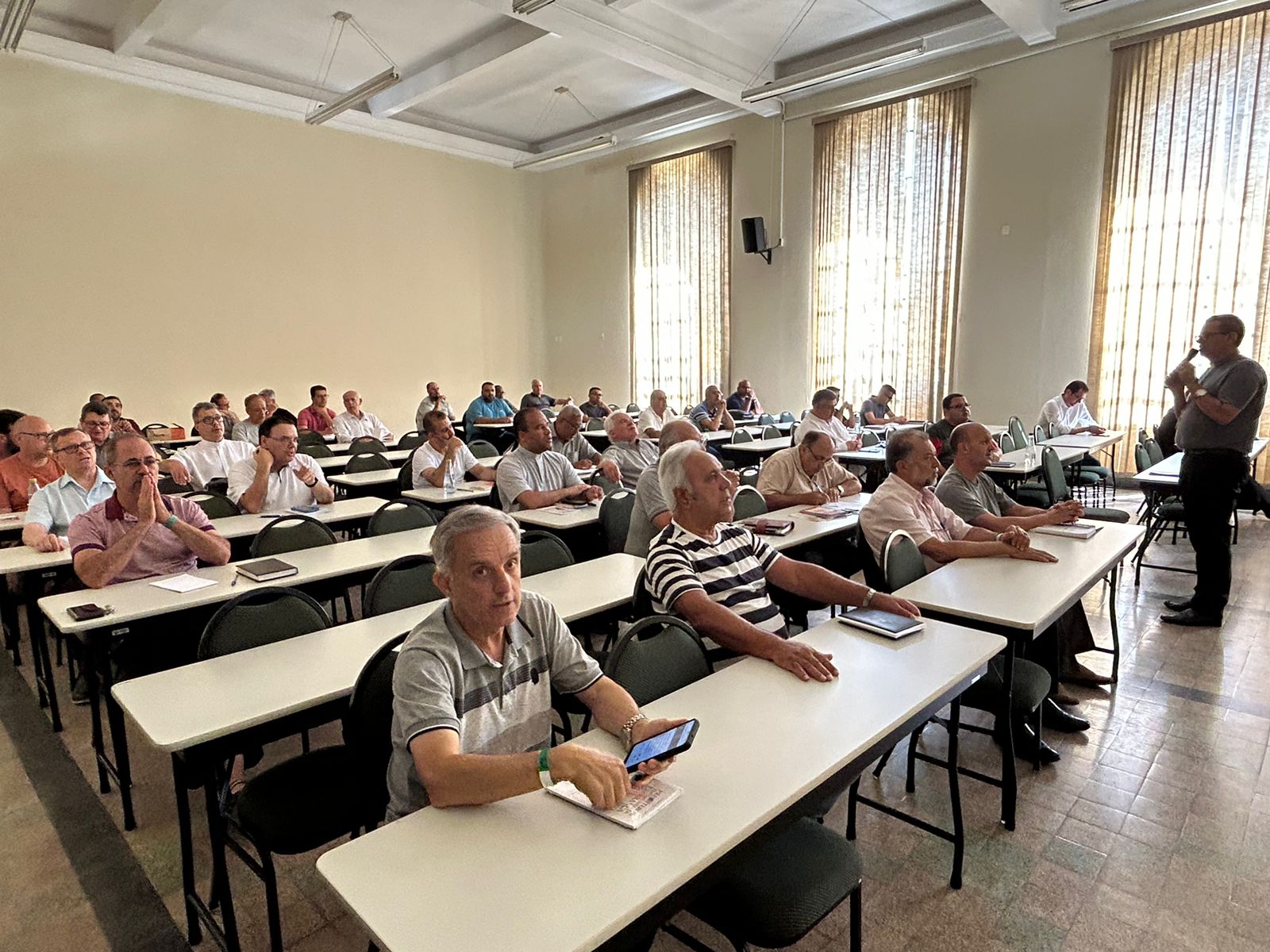 B57B5CA5-CB5C-42E9-8D04-40DFA118CE0B