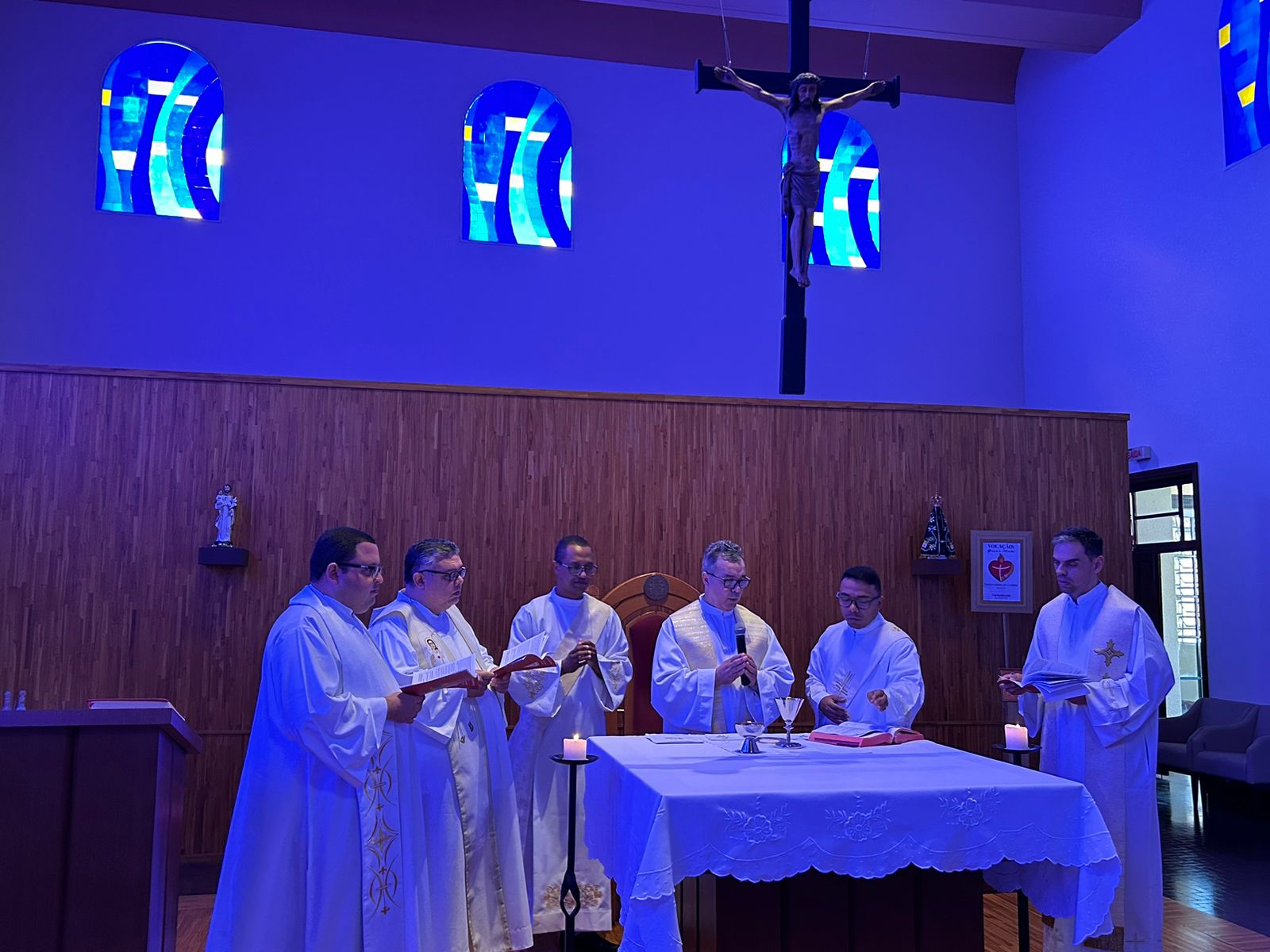 F5A29596-1E8D-4A92-A743-39AC705852E3