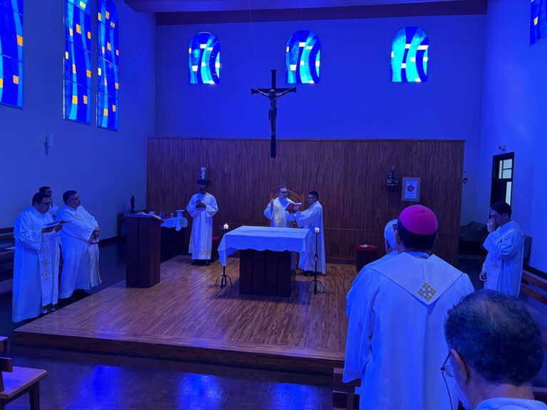 FFB502FB-C2FF-42C7-8AF5-9BA28C7B9813