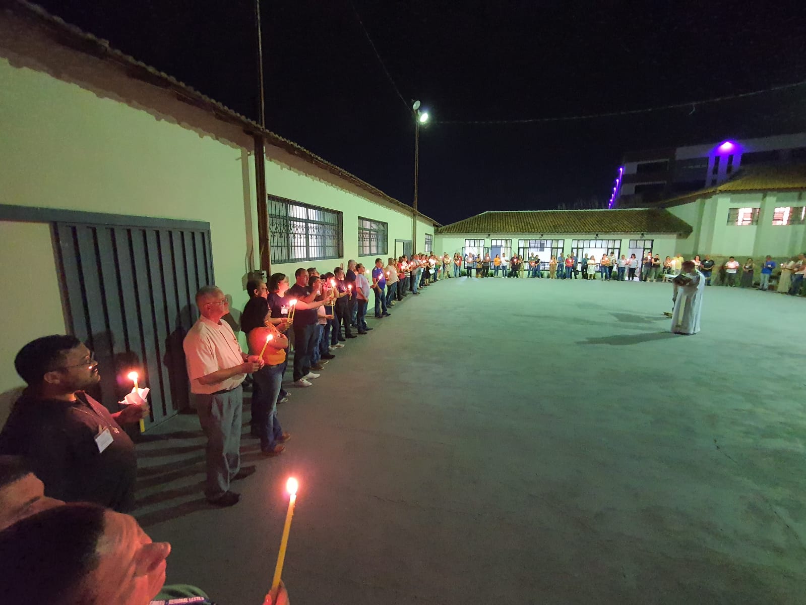 ef093546-5a50-474e-8767-12c2853f30dd