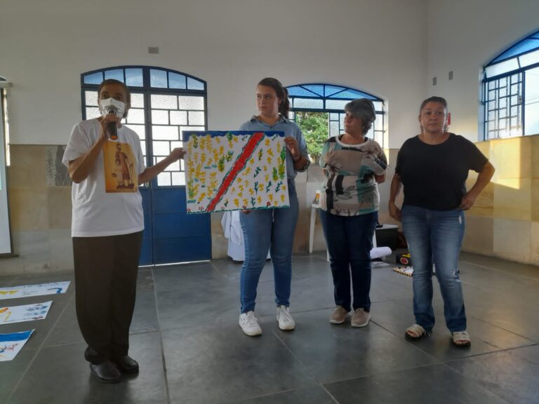 33357E8E-4DEA-408A-AAA7-8633FD37263A