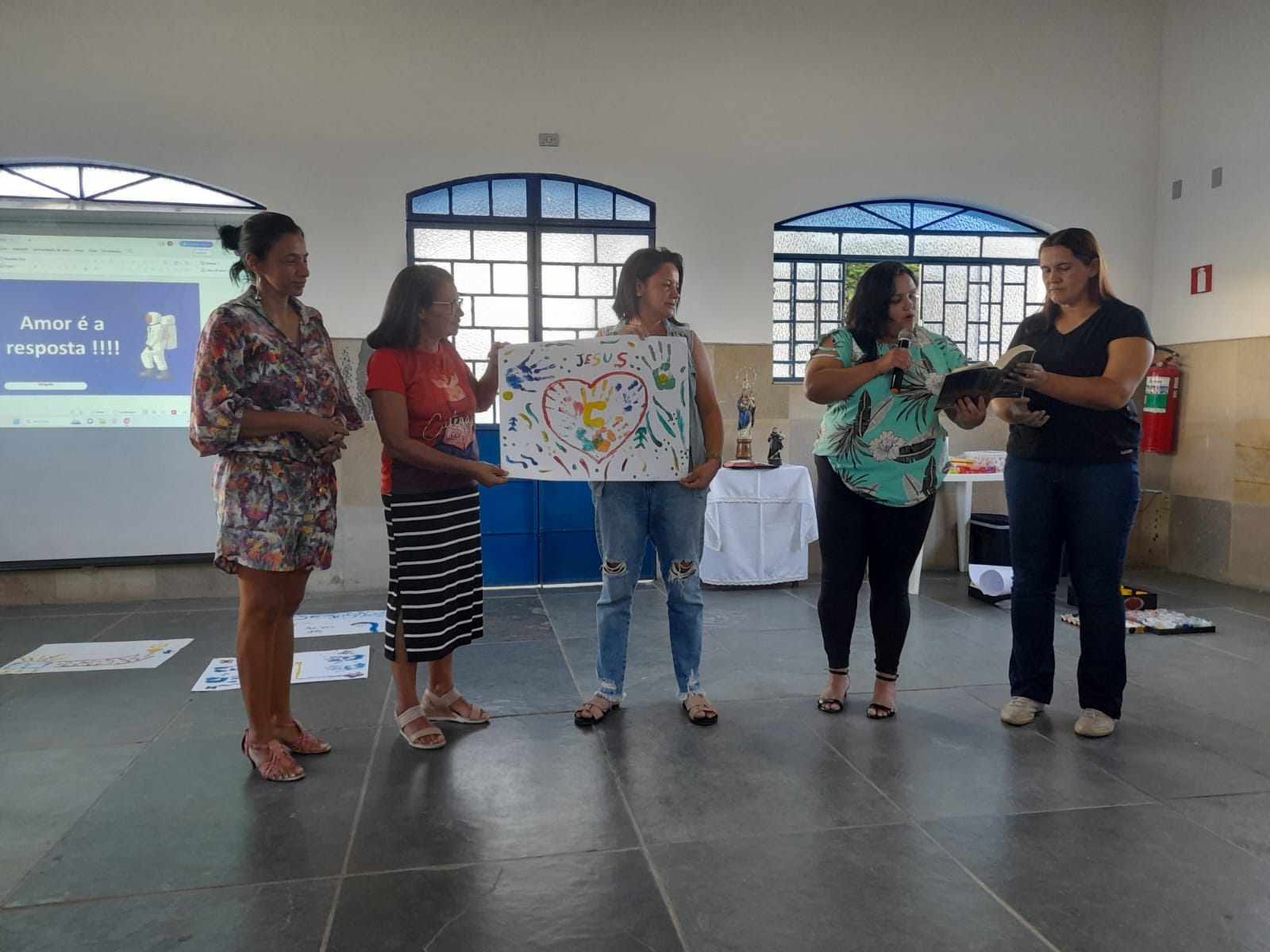 FCEE0BD9-2D42-4560-A4F3-B384E1D648F8