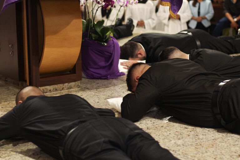 4d3a49165e44d8d3ca27c2d583ba9771