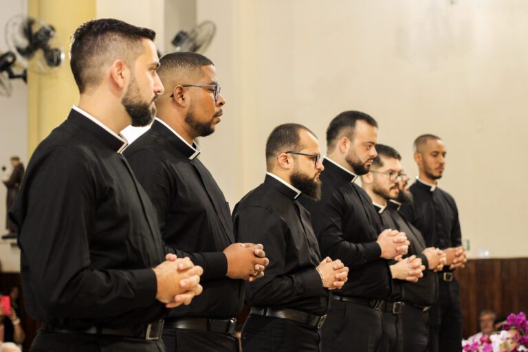 7021df5675d9a6f2f1cbab4bc8ac1563