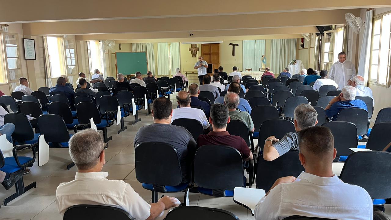 0af531b7-3eac-4818-826d-9240abf6cf49