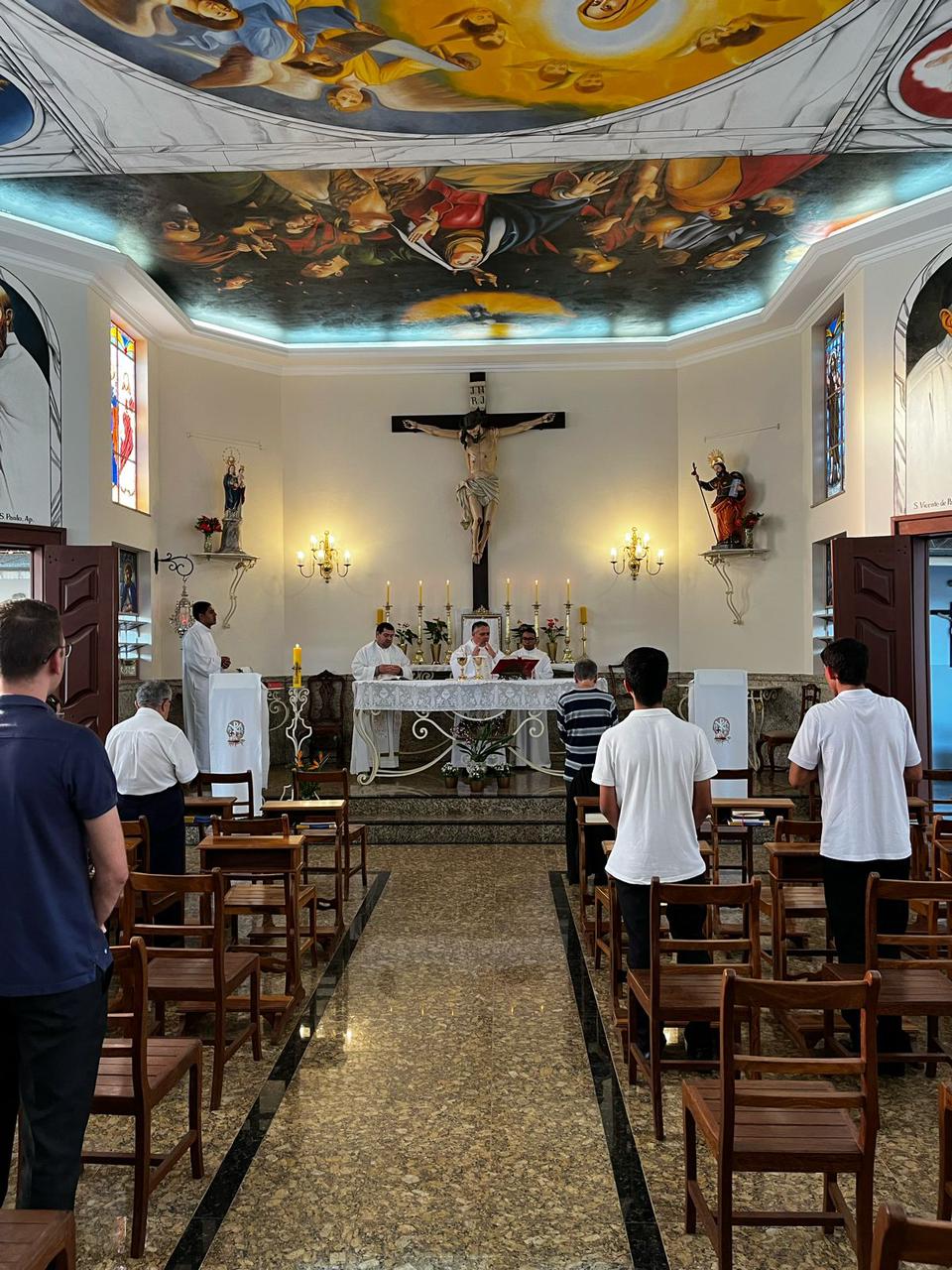 c6d9b094-f327-4954-8d4a-b2a6f0b61f17