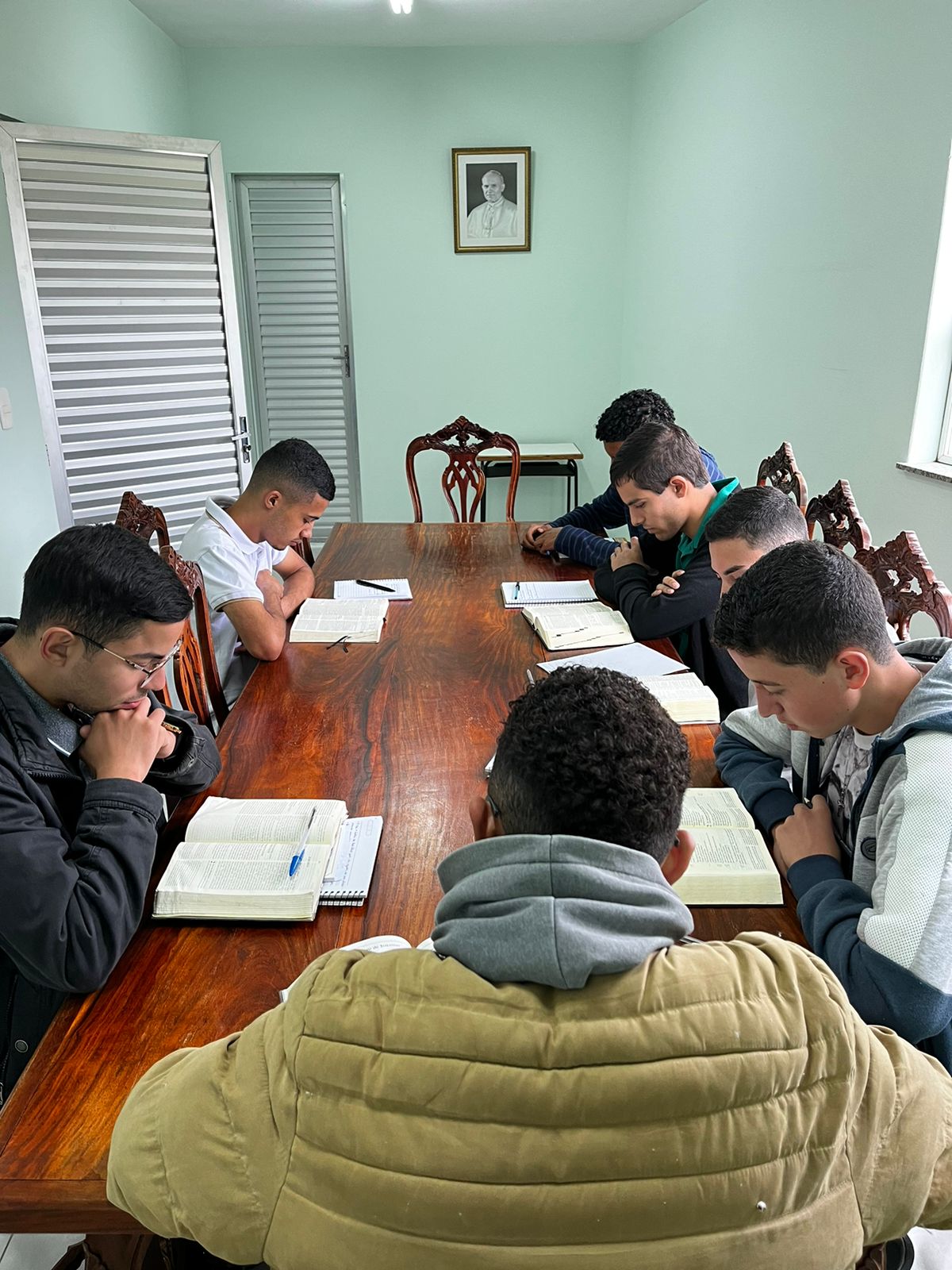 WhatsApp Image 2024-05-27 at 10.27.20 (1)