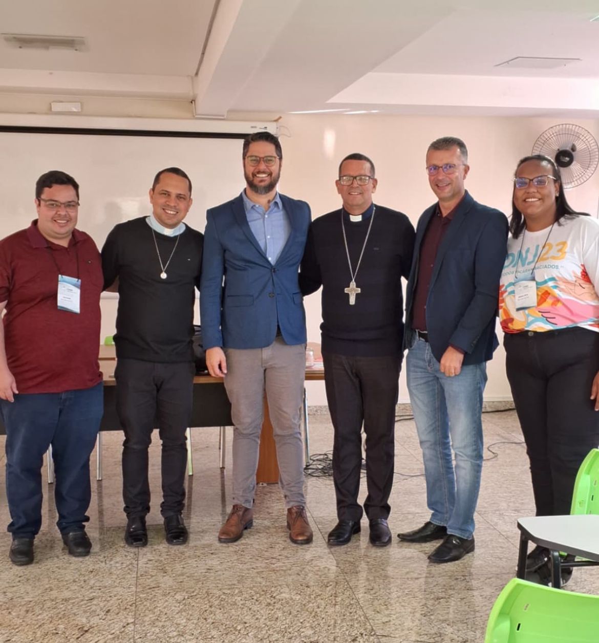 b4903edd-9675-4076-b5df-6f7de9f8ab80