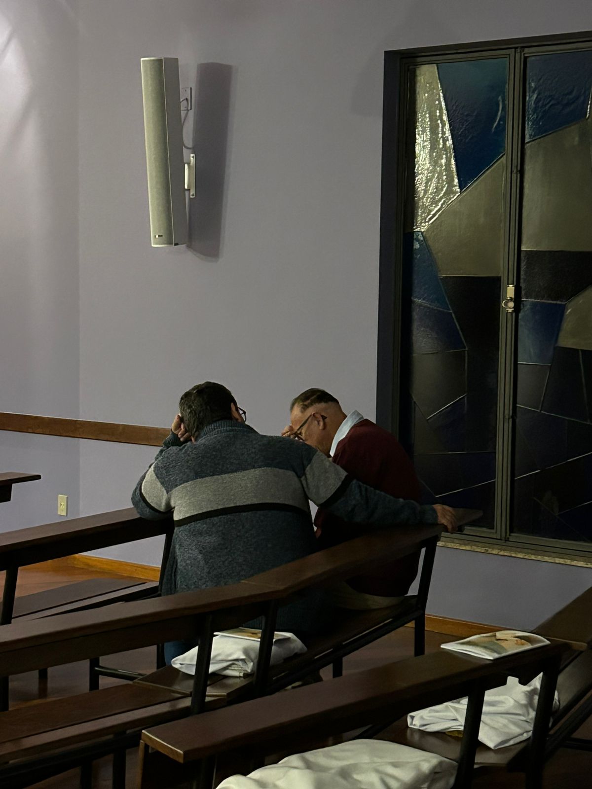 b4953270-bd5f-464b-96f7-d786de08b957