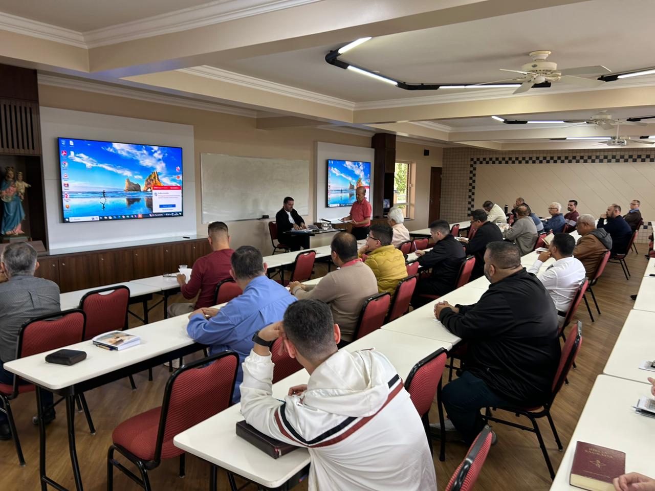 cdd15843-5416-459a-94c5-b11d2901452f