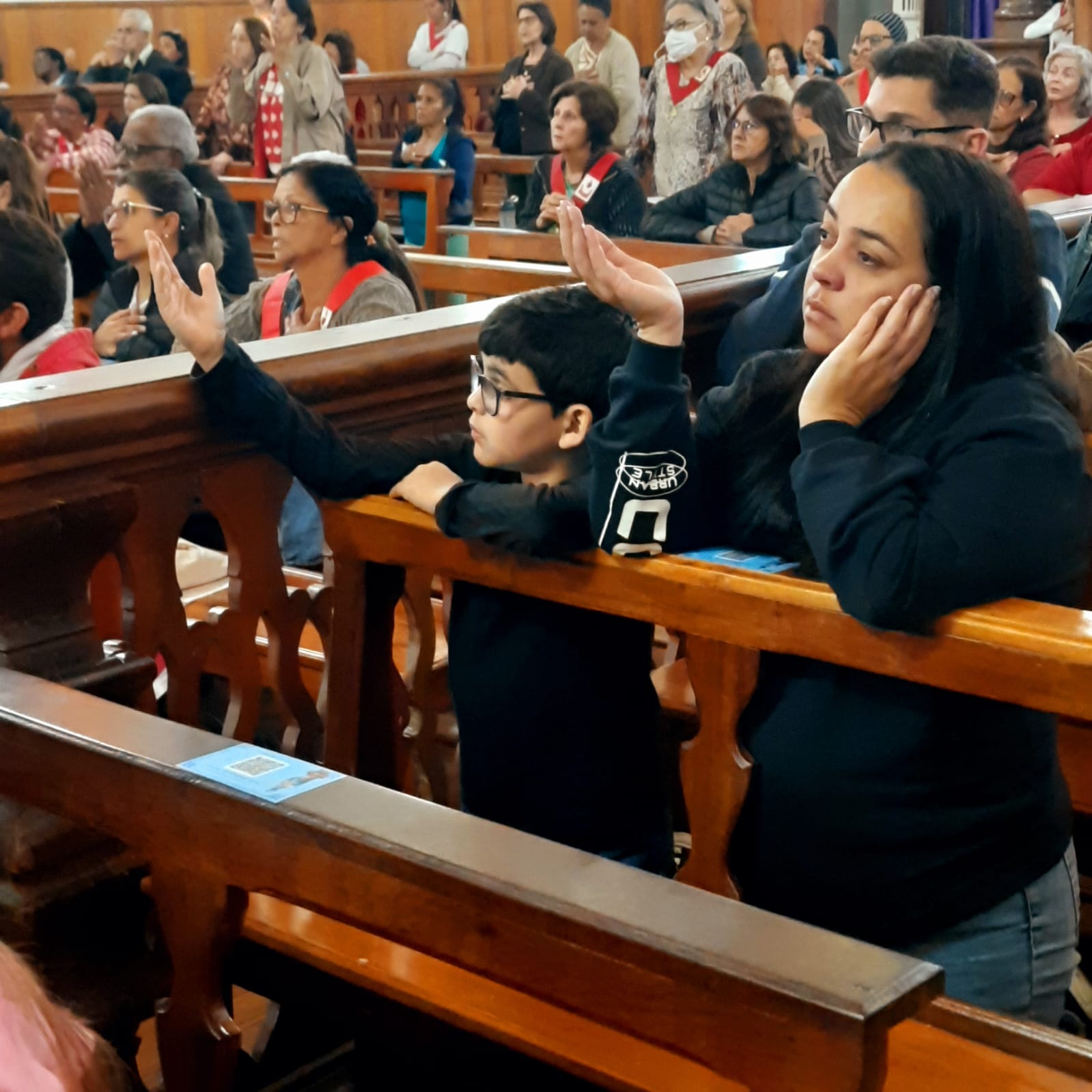 2f188130-2753-4093-8c7d-847e40bd1a8a