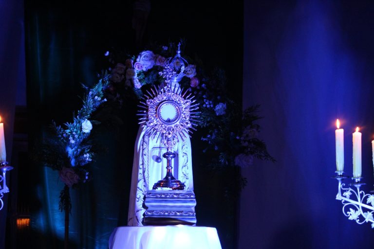 4ad276f8-ac74-4c4a-897d-fc8eeb6fe83b