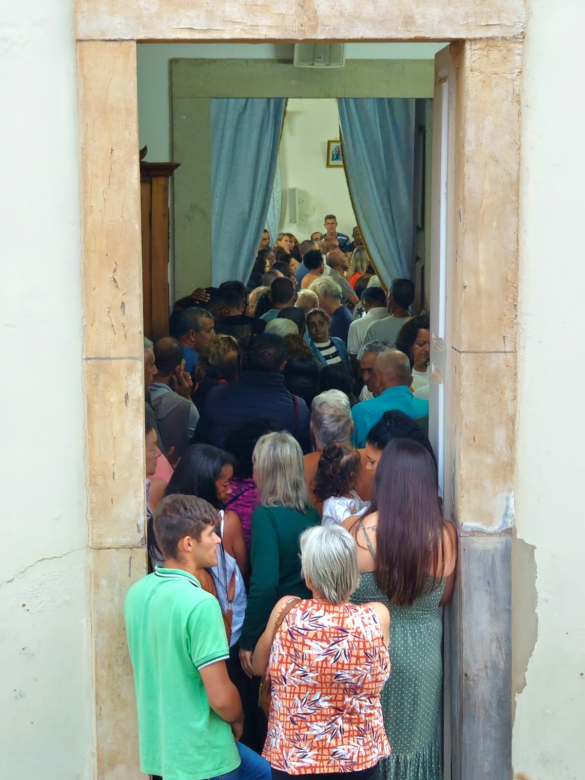 b93bb8b4-030c-444b-8f91-28272a990b27