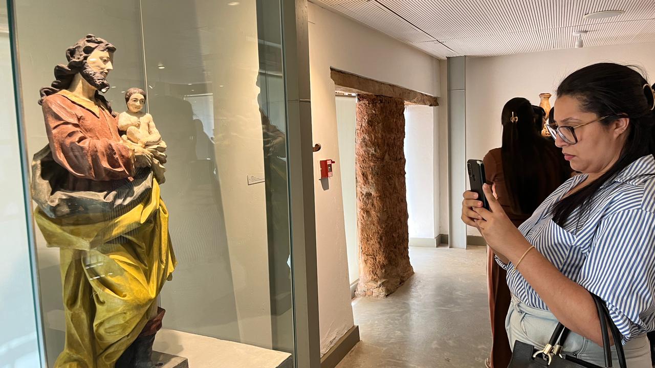 9ae7c9a4-a28f-48d8-83fe-2b683727c2b6