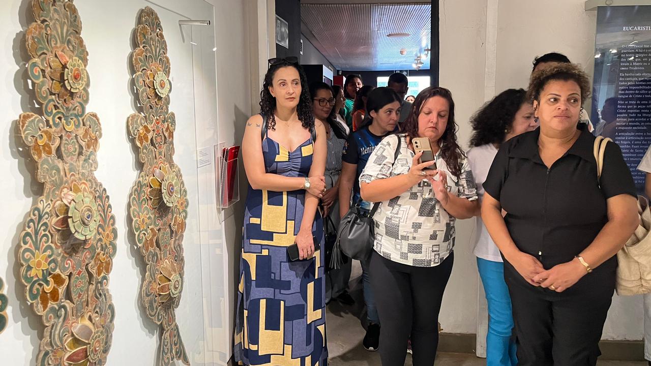 cbb183bf-209c-4e33-8af4-083b283d330b