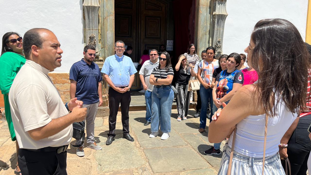 df985c5d-89c9-4f38-b1dd-bee57457eea0