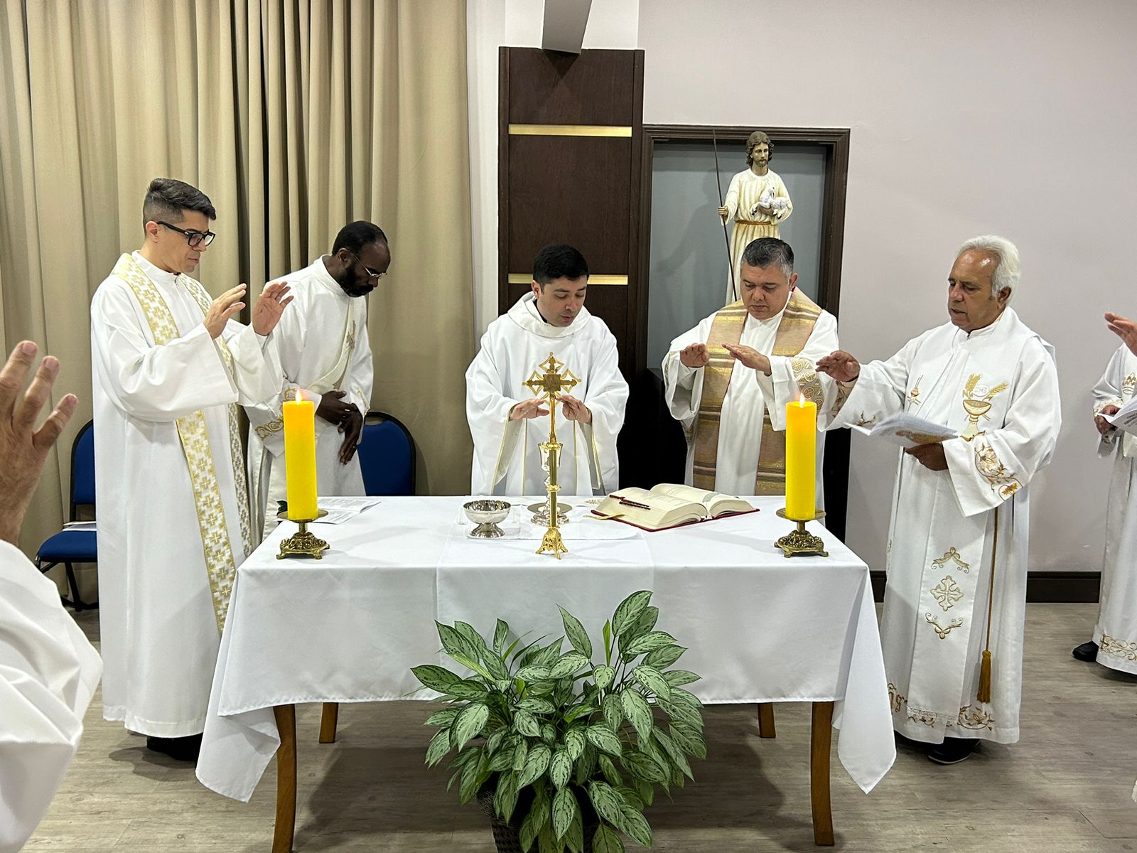 2b97b8ff-46b9-4040-95d4-4c94a65716ef