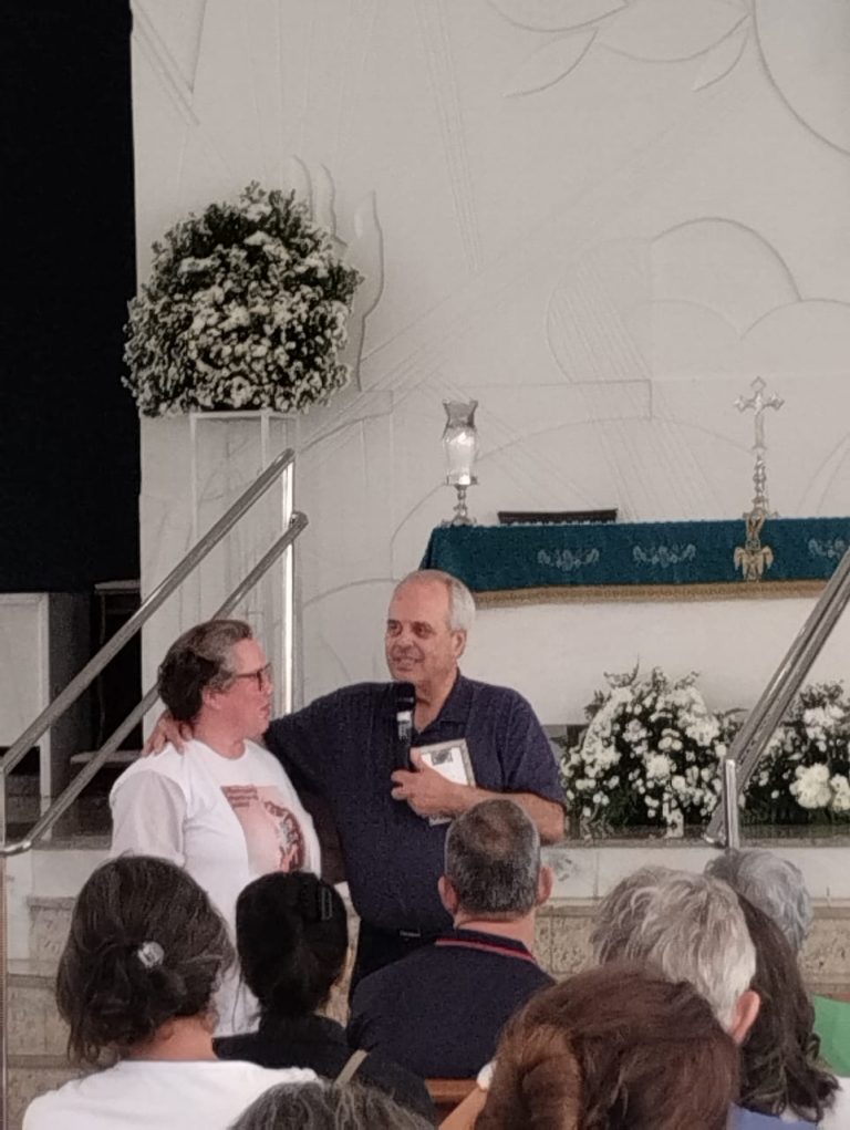 854d6d5c-8a51-49a6-a2e2-9884ae284496