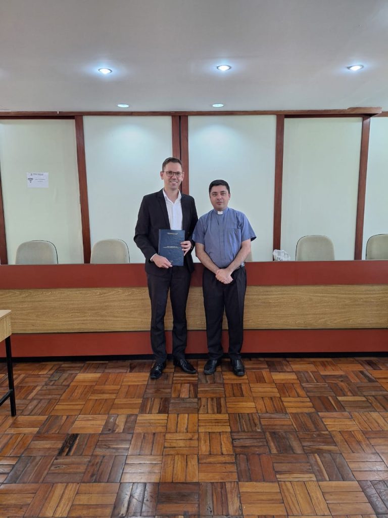 a42674c8-118c-4853-996b-832c1a8d902b