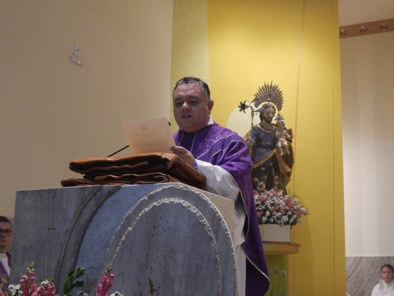 0187155c-b54a-4d05-a5e4-8a14df8dc947