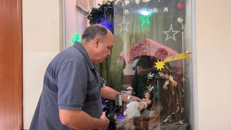 b09d64e0-184d-44f2-ac1a-80e123fbbe8f