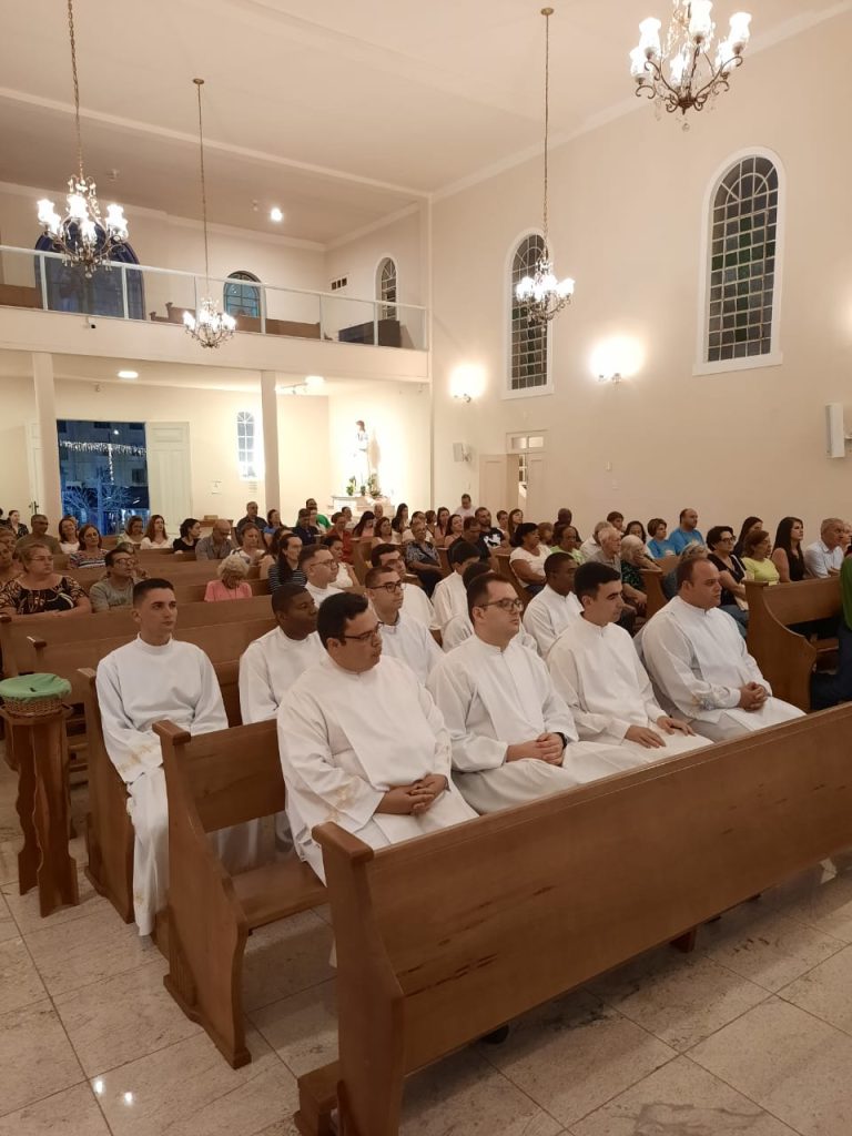 b650959d-9535-4753-9756-25c358c2a518