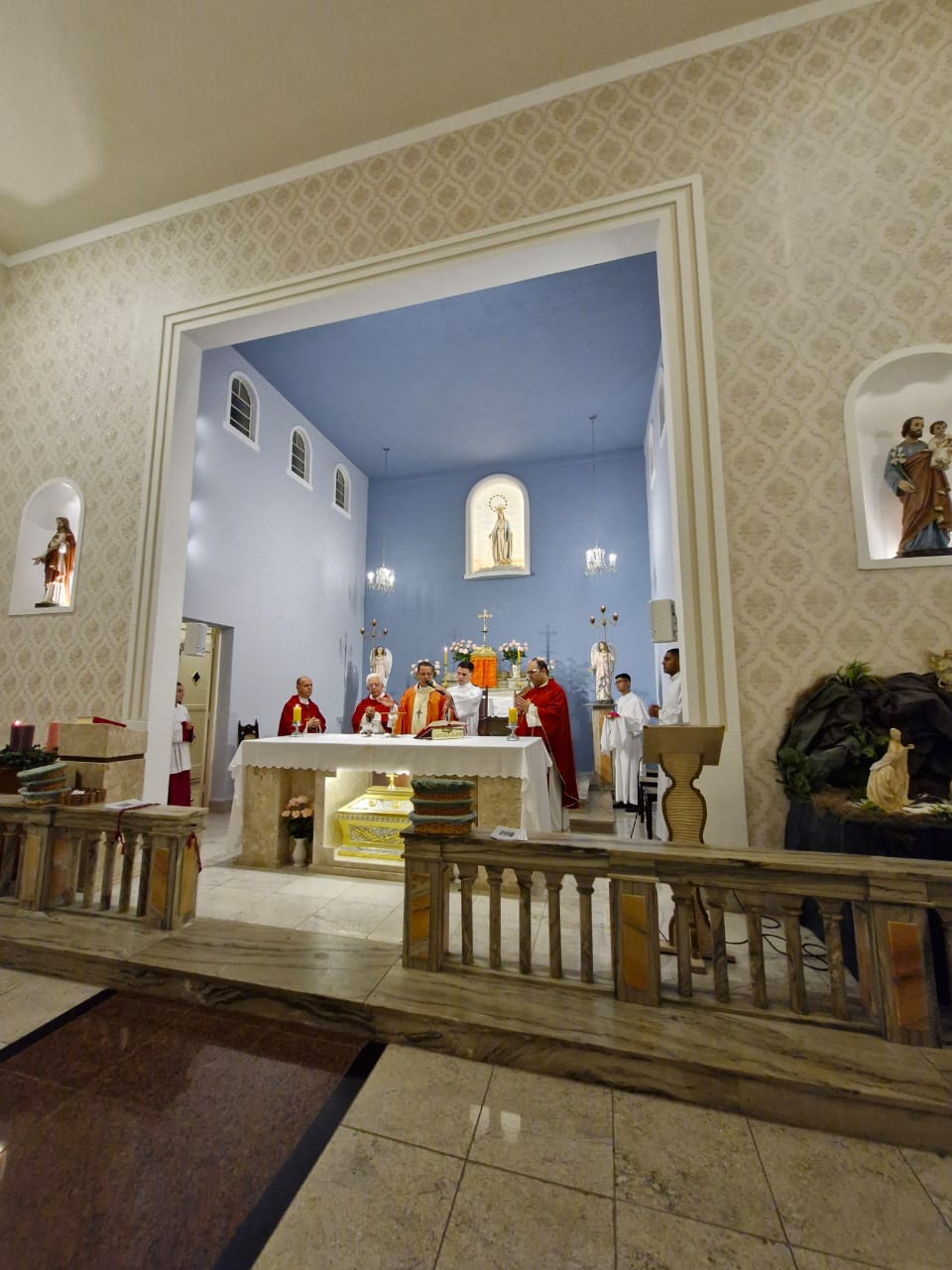 d92c98f2-8d62-4995-ac28-f2d85d23200d