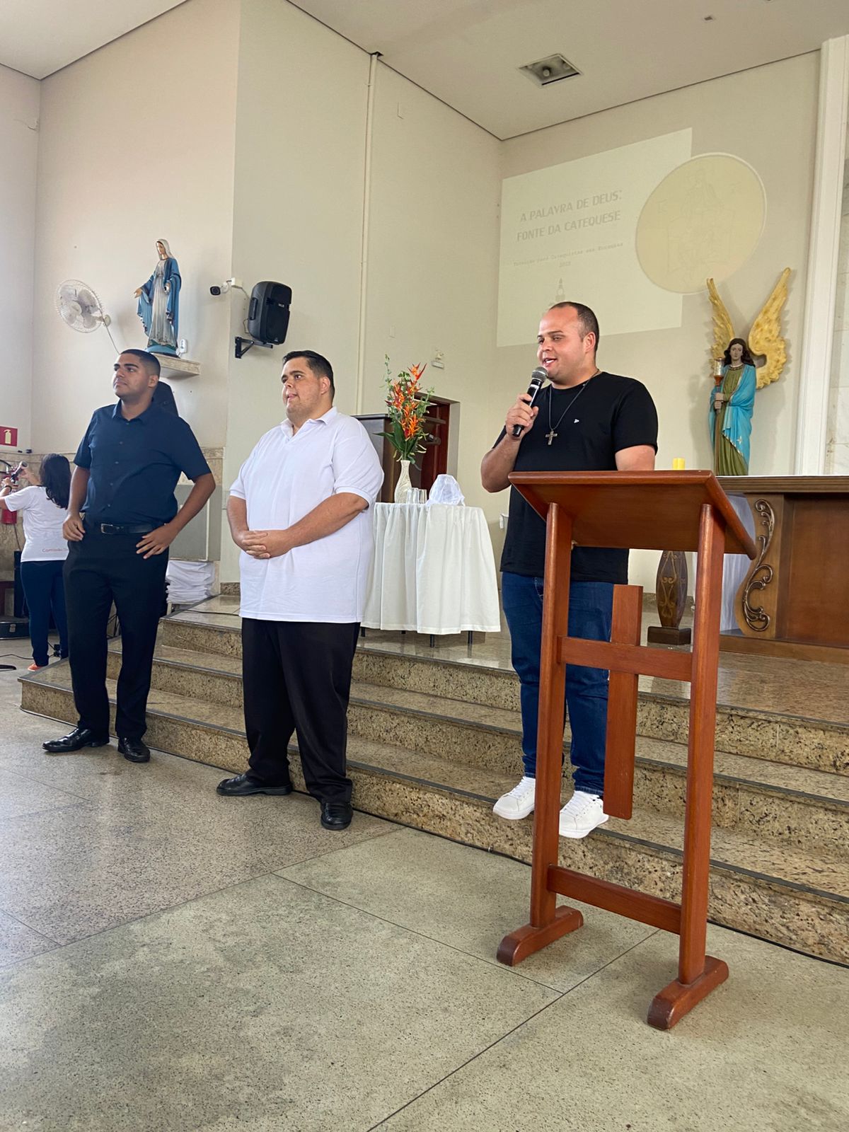 4f6d90fd-37c8-4ff6-904c-f0bb56663d3a