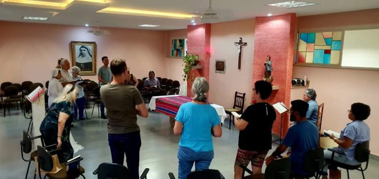 a8649d25-acb0-4b7d-95ff-3871eedfa098